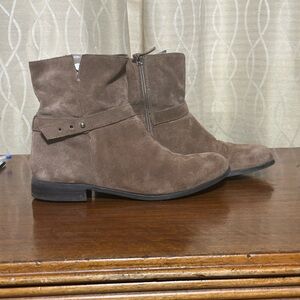 Franco Sarto Light Brown Suede Ankle Boots
Size 8.5 Women’s